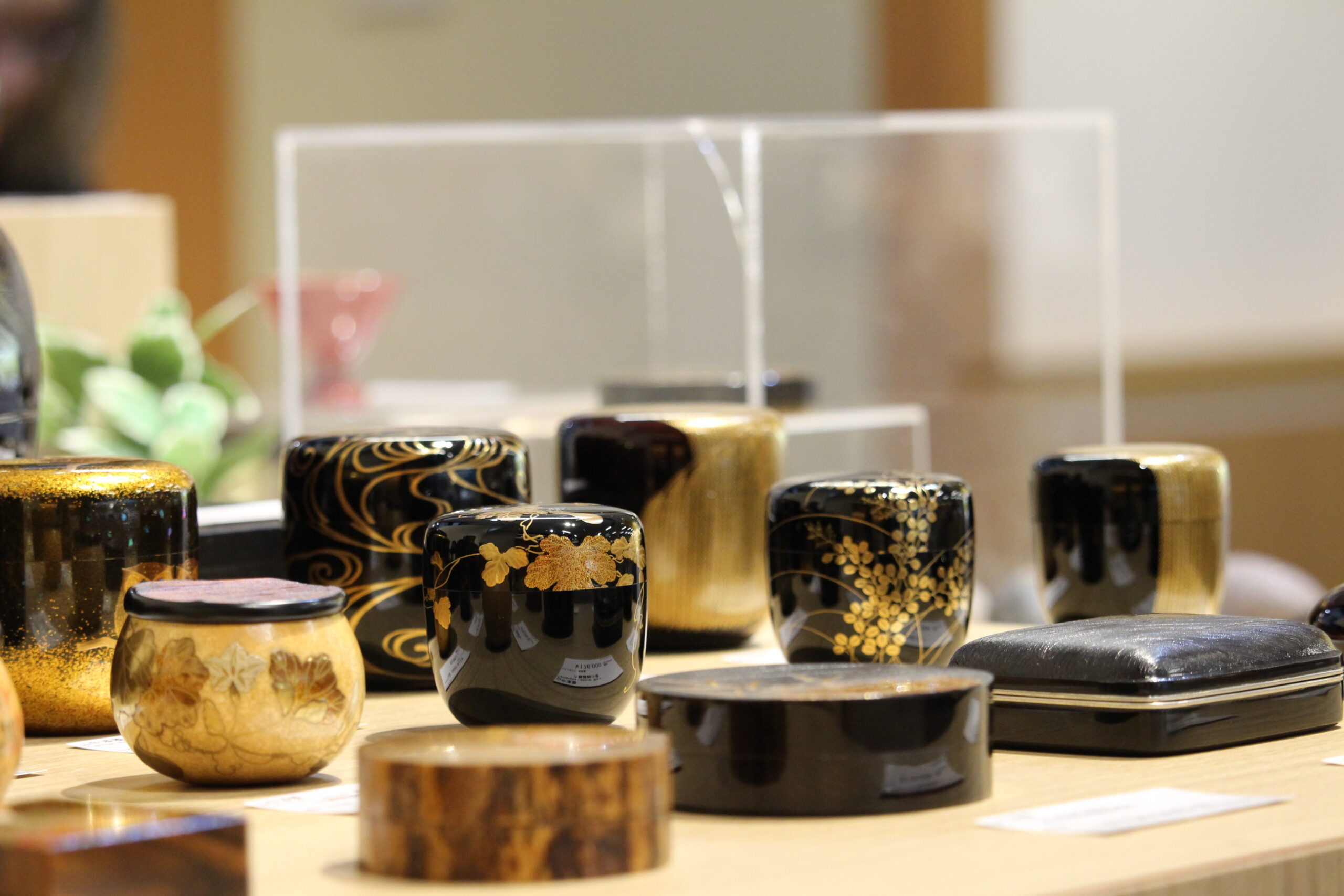 山中漆器 針谷蒔絵の世界 | 伝統工芸 青山スクエア